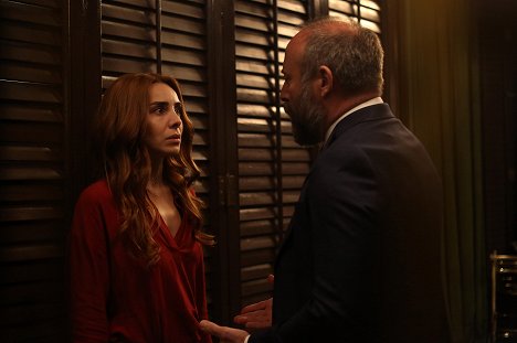 Nur Fettahoğlu - Babil - Episode 5 - Film