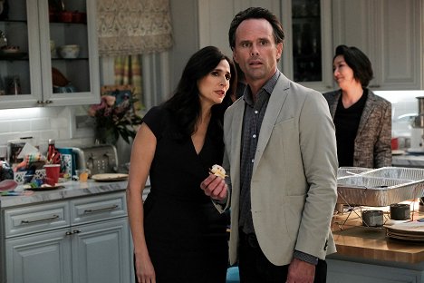 Michaela Watkins, Walton Goggins - The Unicorn - No Pressure - Kuvat elokuvasta