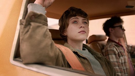 Sophia Lillis, Wyatt Oleff - Ez így nem oké - Promóció fotók