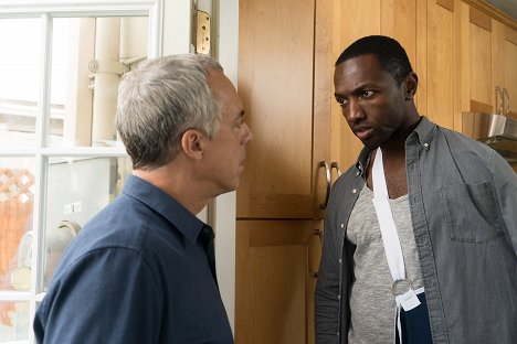 Titus Welliver, Jamie Hector - Bosch - The Sea King - Photos