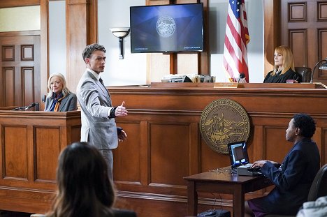 Debra Mooney, Wilson Bethel, Marg Helgenberger - All Rise - Bye Bye Bernie - Photos