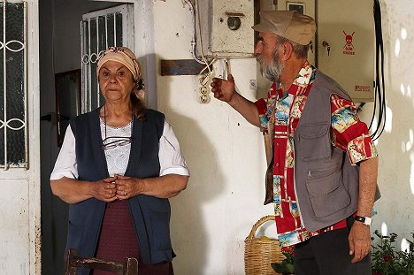 Fatma Belgen, Sinan Bengier - Bodrum Masalı - Episode 6 - Filmfotos