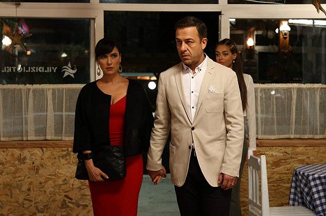 Şevval Sam, Murat Aygen - Bodrum Masalı - Episode 13 - Z filmu