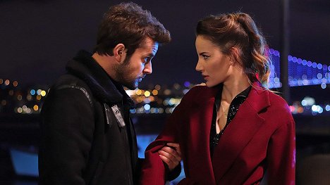 Ahmet Kayakesen, Ferzan Hekimoğlu - Hercai - Episode 21 - Filmfotos