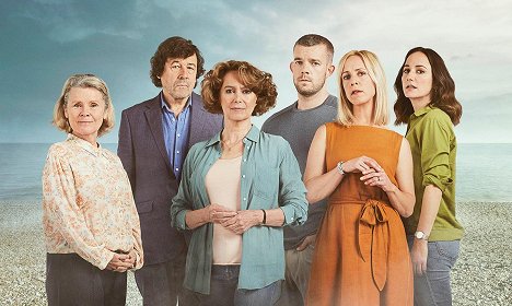 Imelda Staunton, Stephen Rea, Francesca Annis, Russell Tovey, Claudie Blakley, Lydia Leonard - Flesh and Blood - Promoción