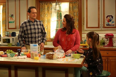 Diedrich Bader, Katy Mixon, Julia Butters - American Housewife - Other People's Marriages - De la película