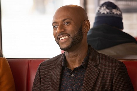 Romany Malco - A Million Little Things - Daisy - Z filmu