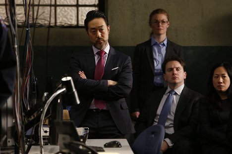 Kenneth Choi - Allegiance - Those Who Help Themselves - Filmfotos
