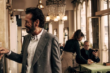 Marco Giallini - Villetta con ospiti - Do filme