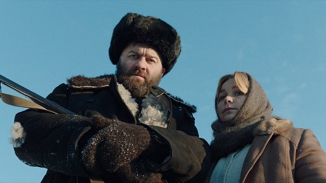 Mikhail Porechenkov, Irina Sergeyevna Pegova - Těljonok - De la película