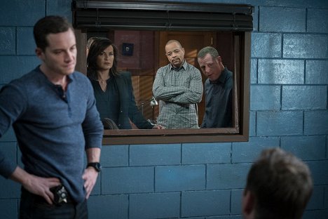 Ice-T, Jason Beghe - Law & Order: Special Victims Unit - Daydream Believer - Photos