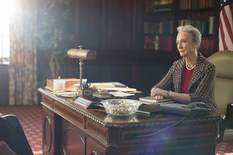 Kathleen Chalfant - Zákon a pořádek: Útvar pro zvláštní oběti - Zničující příběh - Z filmu