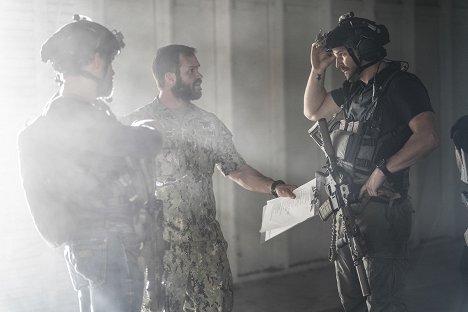 Judd Lormand, David Boreanaz - Tým SEAL - Siege Protocol - Z filmu