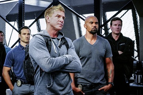 Kenny Johnson, Shemar Moore - S.W.A.T. - Saving Face - De la película