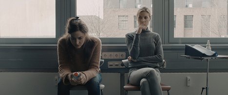Pia Sarpeiu, Ines Marie Westernströer - Mitose - De la película