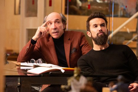 F. Murray Abraham, Rob McElhenney - Mythic Quest: Raven's Banquet - Pilot - Kuvat elokuvasta