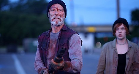 Stephen Lang, Sierra McCormick - Veteránkocsma - Filmfotók