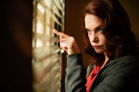 Ruth Wilson - Luther - Episode 2 - Photos