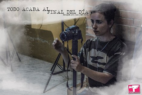Rocío García Pérez - Todo acaba al final del día - Fotocromos