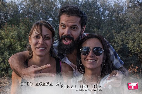 Ana Gómez, Enrique Selfa, Rocío García Pérez - Todo acaba al final del día - Fotocromos