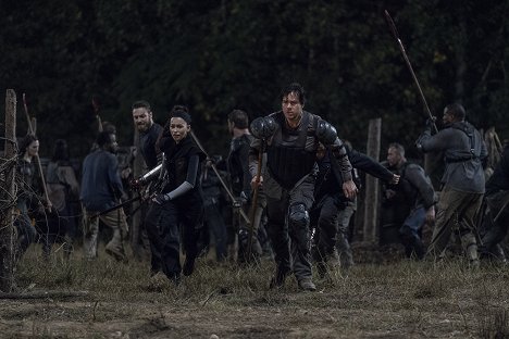 Ross Marquand, Christian Serratos, Josh McDermitt - The Walking Dead - Von Angesicht zu Angesicht - Filmfotos