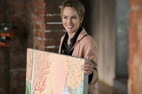 Allison Miller - A Million Little Things - Mothers and Daughters - Photos
