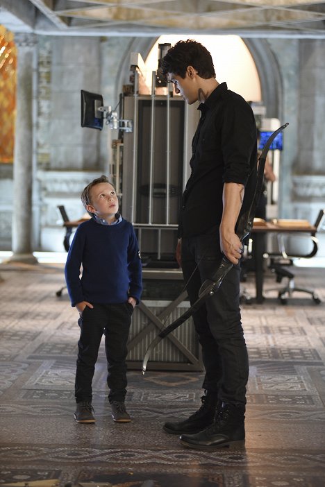 Jack Fulton, Matthew Daddario - Shadowhunters: The Mortal Instruments - Böses Blut - Filmfotos