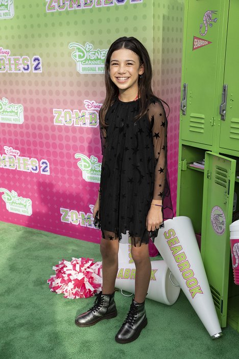 ZOMBIES 2 – Stars attend the premiere of the highly-anticipated Disney Channel Original Movie “ZOMBIES 2” at Walt Disney Studios on Saturday, January 25, 2020 - Scarlett Estevez - Zombies 2 - Eventos