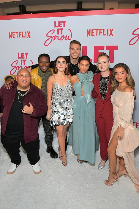 The premiere of Netlix’s new film Let It Snow was held in Los Angeles on November 4, 2019 - Jacob Batalon, Kiernan Shipka, Liv Hewson - Let It Snow - De eventos