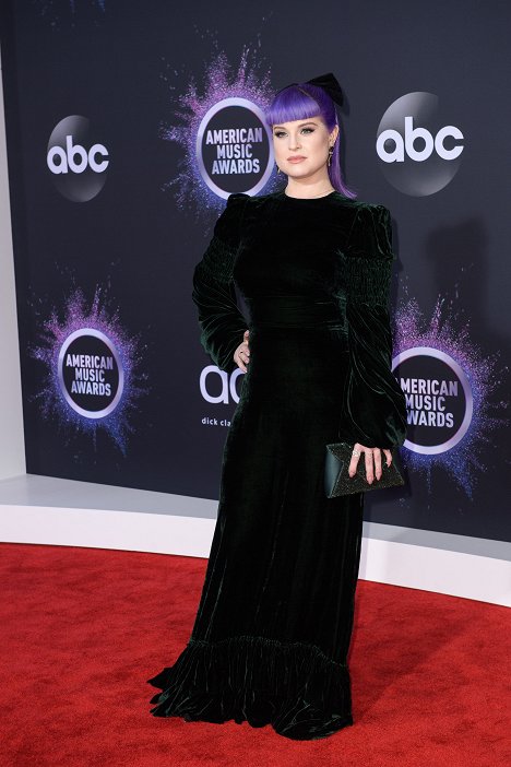 Kelly Osbourne - American Music Awards 2019 - Z akcií
