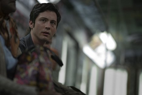 Logan Lerman - Hunters - In the Belly of the Whale - Do filme
