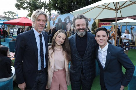 Premiere of DOLITTLE at the Regency Village Theatre in Los Angeles, CA on Saturday, January 11, 2020 - Stephen Gaghan, Carmel Laniado, Michael Sheen, Harry Collett - Dolittle - Z akcií