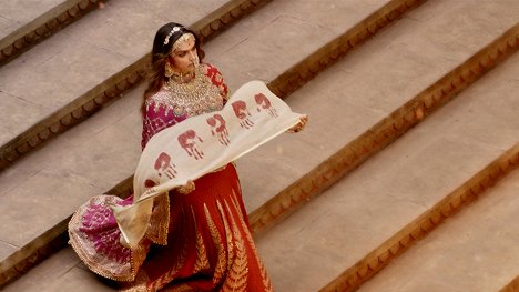 Deepika Padukone - Padmaavat - Photos