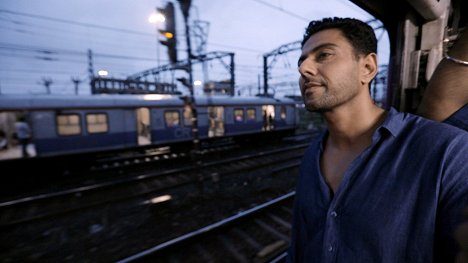 Ranveer Brar - Station Master's Tiffin - Van film