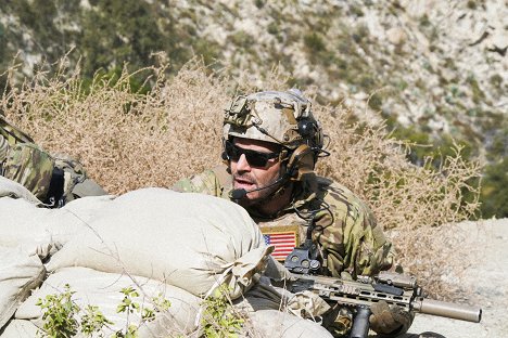 David Boreanaz - SEAL Team - Rules of Engagement - Photos