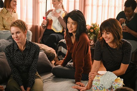 Allison Miller, Grace Park, Stephanie Szostak - A Million Little Things - Mothers and Daughters - Photos
