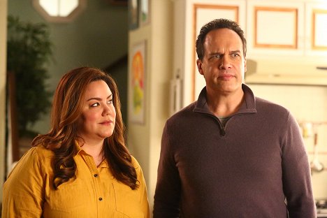 Katy Mixon, Diedrich Bader - American Housewife - A Very English Scandal - Photos