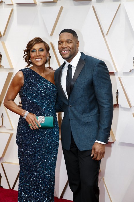 Red Carpet - Robin Roberts, Michael Strahan - The 92nd Annual Academy Awards - Evenementen