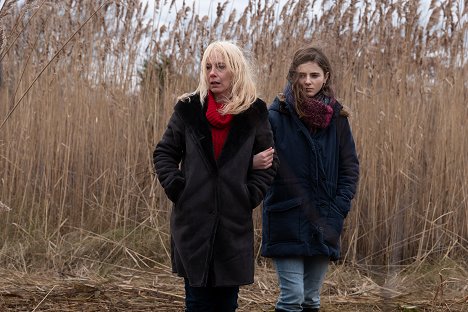 Amy Ryan, Thomasin McKenzie - Ztracené dívky - Z filmu