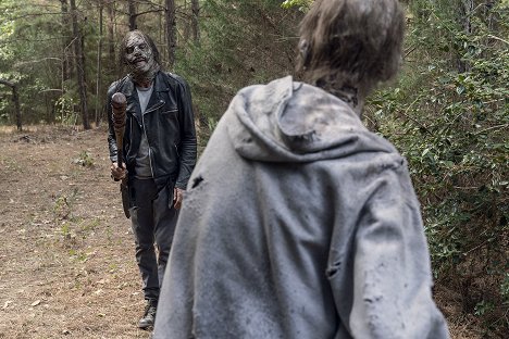 Jeffrey Dean Morgan - The Walking Dead - Walk with Us - Photos
