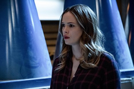 Danielle Panabaker - The Flash - The Exorcism of Nash Wells - Photos