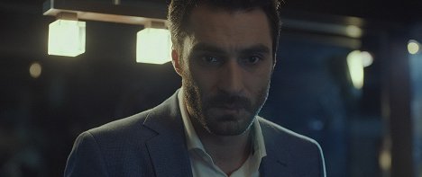 Bálint Adorjáni - Mellékhatás - Episode 2 - Film