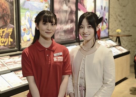 Kanna Hashimoto, Aoi Koga - Kaguja-sama wa kokurasetai: Tensaitači no ren'ai zunósen - Van de set