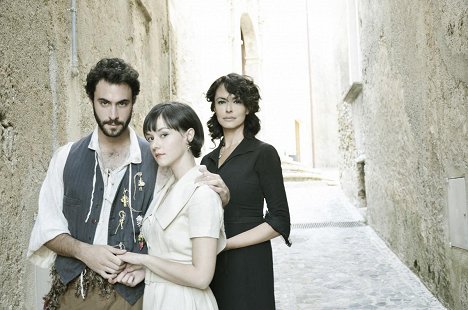 Alessio Vassallo, Marta Gastini, Maria Grazia Cucinotta - La moglie del sarto - Promóció fotók