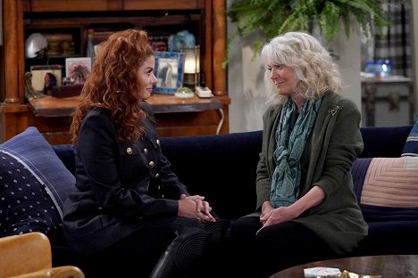 Debra Messing, Blythe Danner - Will & Grace - Of Mouse and Men - Photos