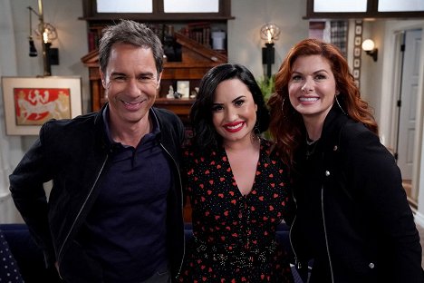 Eric McCormack, Demi Lovato, Debra Messing - Will & Grace - Alter vor Schönheit - Werbefoto