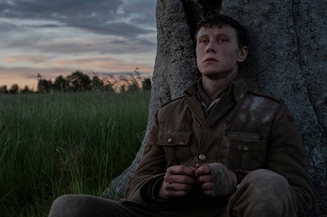 George MacKay - 1917 - De la película