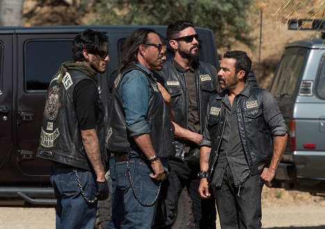 Richard Cabral, Raoul Max Trujillo, Clayton Cardenas, Michael Irby - Mayans M.C. - Les Guerriers - Film