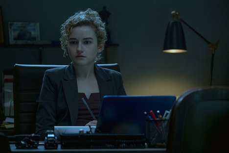 Julia Garner - Ozark - Souboj šéfů - Z filmu