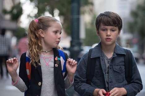 Darby Camp, Gabriel Bateman - Benji - Do filme